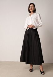 Czarna Wiskozowa Spódnica o Rozkloszowanym Kroju z Paskiem z Klamrą Lawedisa. Czarne spódnice damskie Born2be, do pracy, l, bez wzorów, z bawełny, biznesowe, maxi, rozkloszowane. Za 139.99 zł.