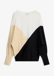 Sweter z cienkiej dzianiny z rękawami typu nietoperz. Czarne swetry nierozpinane damskie bonprix, bez wzorów, z dzianiny, bez kołnierzyka, bez ramiączek. Za 139.99 zł.