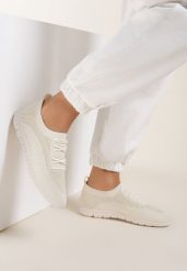 Beżowe Buty Sportowe Phalithoe. Brązowe obuwie sportowe damskie Renee, bez wzorów, bez zapięcia. Za 24.99 zł.