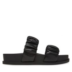 Klapki Armani Exchange. Czarne klapki damskie Armani Exchange, bez wzorów, bez obcasa, bez zapięcia. Za 399.99 zł.