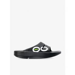Klapki regeneracyjne Oofos Ooahh Sport Slide Sandal. Niebieskie klapki damskie oofos, bez wzorów, bez zapięcia. Za 198.99 zł.