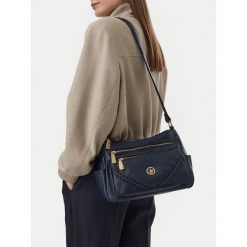 Torebka Beverly Hills Polo Club. Niebieskie listonoszki damskie Beverly Hills Polo Club, bez wzorów, bez dodatków. Za 169.99 zł.