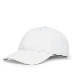Czapka z daszkiem Lacoste. Białe czapki damskie Lacoste, bez wzorów. Za 189.99 zł.