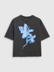 4F T-shirt oversize z nadrukiem damski - czarny XL. Czarne t-shirty damskie 4F, xl, bez wzorów, z bawełny, klasyczne, bez kołnierzyka, bez ramiączek. Za 69.99 zł.