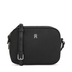 Torebka Tommy Hilfiger. Czarne listonoszki damskie Tommy Hilfiger, bez wzorów, bez dodatków. Za 259.99 zł.