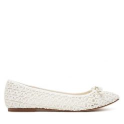 Baleriny TWINSET. Białe balerinki damskie Twinset, bez wzorów, bez obcasa, bez zapięcia. Za 529.99 zł.