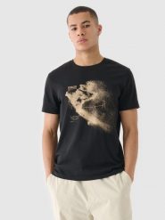 4F T-shirt regular z nadrukiem męski - czarny L. Czarne t-shirty męskie 4F, l, bez wzorów, z bawełny, bez kołnierzyka, bez ramiączek. W wyprzedaży za 39.99 zł.