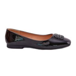Lakierowane Eleganckie Baleriny Damskie Z Ozdobnym Detalem Vinceza 17377 Czarne. Czarne balerinki damskie z aplikacjami, z lakierowanej skóry, eleganckie, bez obcasa, bez zapięcia. Za 128.33 zł.