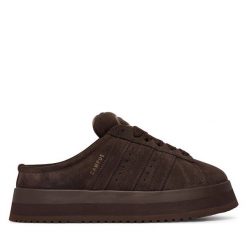 Śniegowce adidas. Brązowe śniegowce damskie Adidas, bez zapięcia. Za 509.99 zł.