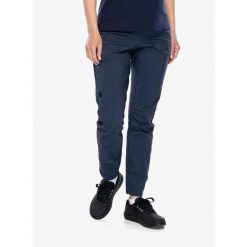Spodnie rowerowe damskie Fjallraven Hoja Hybrid Trousers. Niebieskie spodnie dresowe damskie Fjällräven, bez wzorów, sportowe, długie. Za 692.99 zł.