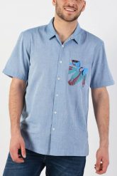 KOSZULA MĘSKA LEE SEASONAL SS SHIRT BLUEPRINT L66DMULH 112116346. Koszule męskie Lee, l, bez wzorów, bez kołnierzyka, bez ramiączek. W wyprzedaży za 49.99 zł.