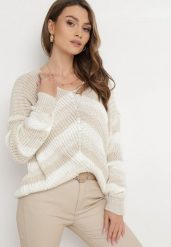 Beżowy Luźny Sweter w Paski Onortte. Brązowe swetry nierozpinane damskie Born2be, bez wzorów, klasyczne, bez kołnierzyka, bez ramiączek. Za 74.99 zł.