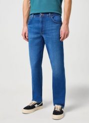 SPODNIE JEANSOWE MĘSKIE WRANGLER TEXAS RUSTIC 112352715. Niebieskie jeansy męskie Wrangler, z bawełny, biznesowe. W wyprzedaży za 129.99 zł.