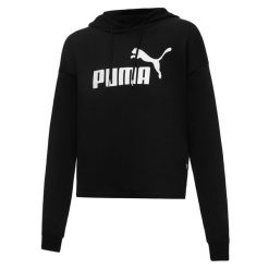 Damska krótka bluza Essentials z kapturem i logo PUMA Black. Czarne bluzy damskie Puma, na zimę, l, bez wzorów, prążkowane, eleganckie, bez ramiączek, z kapturem. Za 169.99 zł.