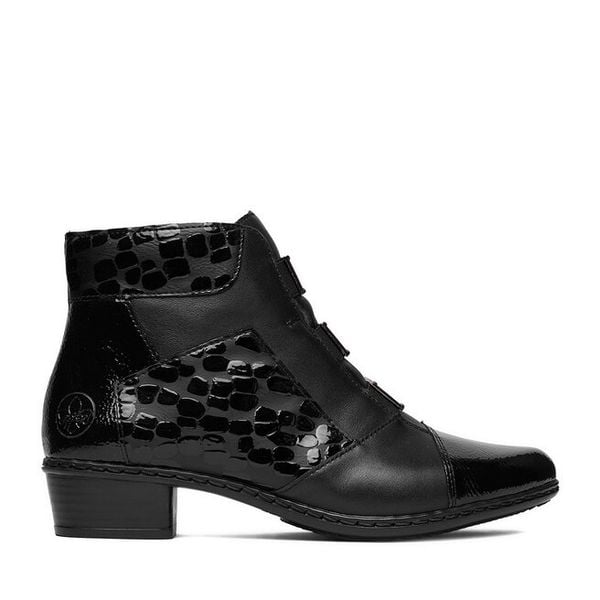 Botki Rieker. Czarne botki damskie Rieker, bez wzorów, bez obcasa, na słupku, bez zapięcia. Za 389.99 zł.