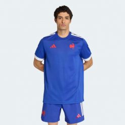 Koszulka do rugby replika ADIDAS XV de France 25/26 na rozgrzewkę. Bluzki damskie Adidas, xl, bez wzorów, sportowe, bez kołnierzyka, bez ramiączek. Za 199.99 zł.