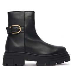 Botki Tommy Hilfiger. Czarne botki damskie Tommy Hilfiger, bez wzorów, bez obcasa, na płaskiej podeszwie, bez zapięcia. Za 749.99 zł.