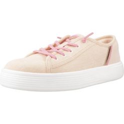 Buty HEY DUDE CODY Rose. Czerwone obuwie trekkingowe damskie Hey dude, z tkaniny, bez zapięcia. Za 198.99 zł.