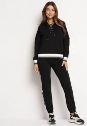 Czarny Bawełniany Komplet Dresowy Bluza Kangurka i Spodnie z Lampasami Cantoe. Czarne bluzy damskie Born2be, m, bez wzorów, z bawełny, klasyczne, bez ramiączek, z kapturem. Za 179.99 zł.