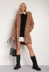 Brązowy Płaszcz Futrzany Klymiera. Brązowe płaszcze damskie Renee, l, bez wzorów, z futra, bez kołnierzyka, bez kaptura. Za 129.99 zł.
