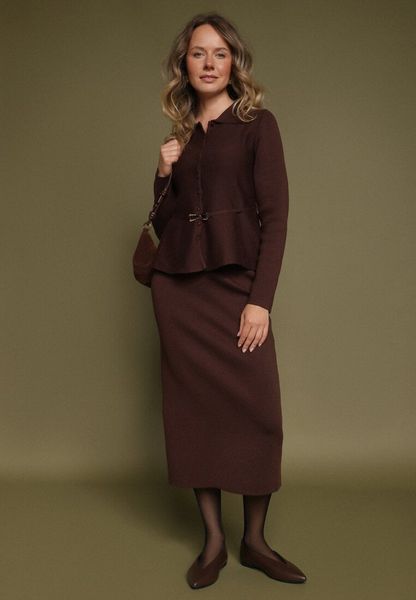 Brązowy Komplet Garsonka z Wiskozą Marynarka z Paskiem i Ołówkowa Spódnica Zaise. Brązowe marynarki i żakiety damskie Born2be, bez wzorów, z dzianiny, biznesowe, bez kołnierzyka, bez ramiączek. Za 219.99 zł.