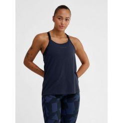 Damski top bez ramiączek Hummel Mt Vanja. Niebieskie topy damskie Hummel, bez wzorów, sportowe, bez kołnierzyka, bez ramiączek. Za 163.50 zł.