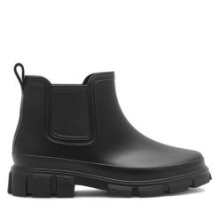 Botki Jenny Fairy. Czarne botki damskie Jenny Fairy, bez wzorów, bez obcasa, na płaskiej podeszwie, bez zapięcia. Za 99.99 zł.