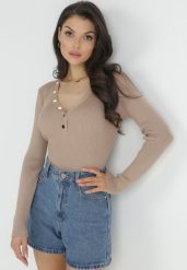Beżowy Sweter z Prążkowanej Dzianiny Zapinany Leoleta. Brązowe swetry nierozpinane damskie Born2be, bez wzorów, z dzianiny, eleganckie, bez kołnierzyka, bez ramiączek. Za 99.99 zł.