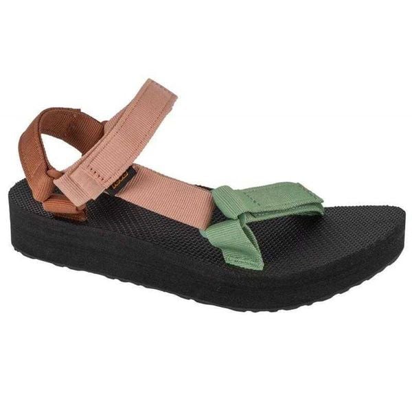 Sandały Damskie Midform Universal Platform. Czarne sandały damskie Teva, bez wzorów, z gumy, z otwartym noskiem, bez obcasa, na platformie, bez zapięcia. Za 407.99 zł.