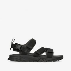 Sandały męskie TIMBERLAND Garrison Trail. Czarne sandały męskie Timberland, bez wzorów, z materiału, bez zapięcia. Za 349.99 zł.