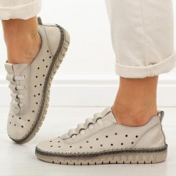 Beżowe skórzane półbuty damskie Filippo Dp7619/26. Brązowe półbuty damskie Filippo, na lato, bez wzorów, z jeansu, biznesowe, z okrągłym noskiem, bez obcasa, na płaskiej podeszwie, bez zapięcia. W wyprzedaży za 197.10 zł.