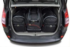 Torby Do Bagażnika Renault Scenic 2003-2009 4Szt Kjust. Czarne torby podróżne damskie KJUST, bez wzorów, z kauczuku. Za 1,196.00 zł.