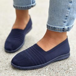 Granatowe sportowe buty damskie Potocki 16020. Niebieskie obuwie sportowe damskie POTOCKI, bez wzorów, z tkaniny, bez zapięcia. Za 89.00 zł.