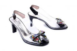 BRENDA ZARO T3610 black, sandały damskie. Czarne sandały damskie Brenda Zaro, bez wzorów, z gumy, bez obcasa, na obcasie, bez zapięcia. Za 249.95 zł.