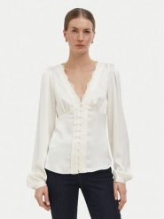 Guess Bluzka W6BH42 W4233 Kremowy Regular Fit. Białe bluzki damskie Guess, xs, z aplikacjami, z syntetyku, bez kołnierzyka, bez ramiączek. Za 344.99 zł.