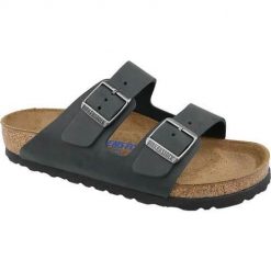 Klapki unisex Birkenstock Arizona. Czarne klapki damskie Birkenstock, bez wzorów, z materiału, sportowe, bez obcasa, bez zapięcia. Za 459.00 zł.