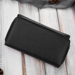 Paolo Peruzzi Portfel damski duży czarny pojemny T-138-BL. Czarne portfele damskie Paolo Peruzzi. Za 155.19 zł.