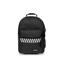 Plecak Eastpak Morius K40F. Czarne plecaki męskie Eastpak, bez wzorów. Za 364.20 zł.