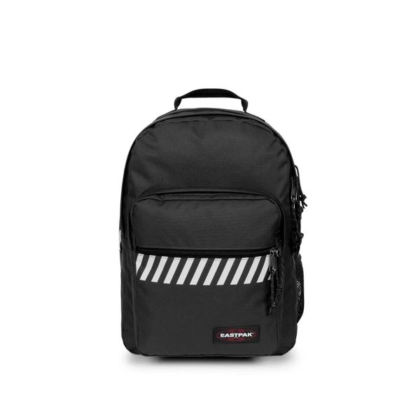 Plecak Eastpak Morius K40F. Czarne plecaki męskie Eastpak, bez wzorów. Za 347.00 zł.
