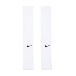 Skarpety piłkarskie Nike Białe. Białe skarpety męskie Nike, bez wzorów, z materiału. Za 60.45 zł.