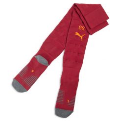 Męskie skarpety Galatasaray SK 25/26 PUMA Red Rhythm Intense Orange. Brązowe skarpety męskie Puma, bez wzorów, prążkowane. Za 109.00 zł.