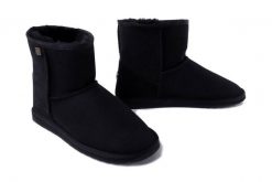 EMU AUSTRALIA MP 10003 Platinum Stinger Mini black, botki męskie. Czarne botki męskie Emu Australia, na zimę, bez wzorów, ze skóry, bez obcasa, bez zapięcia. Za 789.90 zł.