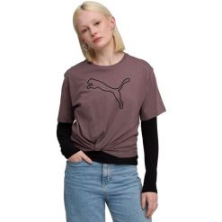 Koszulka damskie Puma Her Relaxed Graphic Tee Raisin. Fioletowe koszulki sportowe damskie Puma, bez wzorów, z bawełny, bez ramiączek. Za 190.00 zł.