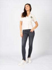 Fila Kardigan "Trap" | FAW0422 | Kobieta | Beżowy. Brązowe kardigany damskie Fila, s, z aplikacjami, z bawełny, bez kołnierzyka. W wyprzedaży za 259.00 zł.