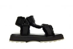 Sandały Emu Raven Black 119160, Czarny, Futro naturalne - 37. Czarne sandały damskie EMU, bez wzorów, z futra, bez obcasa, bez zapięcia. W wyprzedaży za 179.10 zł.