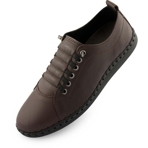 Eleganckie skórzane trampki Nell M6019 w kolorze brązowym, rozmiar 39. Brązowe trampki i tenisówki damskie ENELL, bez wzorów, bez zapięcia. Za 338.99 zł.