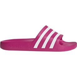 Klapki adidas Adilette Aqua F35536. Czerwone klapki damskie Adidas, bez wzorów, sportowe, bez obcasa, bez zapięcia. W wyprzedaży za 109.00 zł.