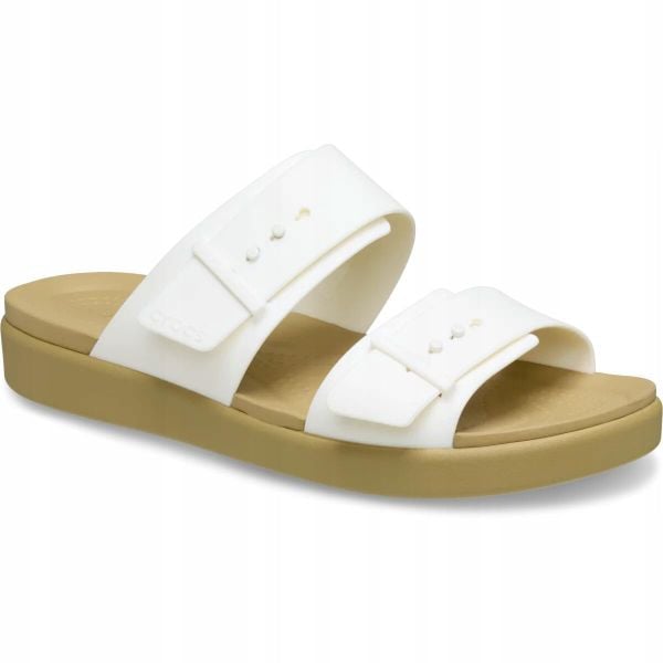 Sandały dla Kobiet Crocs Brooklyn Buckle Low. Białe sandały damskie Crocs, bez wzorów, z materiału, bez obcasa, na obcasie, bez zapięcia. Za 239.99 zł.