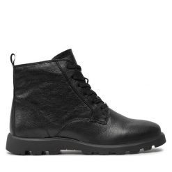 Botki Caprice. Czarne botki damskie Caprice, bez wzorów, bez obcasa, na płaskiej podeszwie, bez zapięcia. Za 499.99 zł.