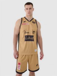 4F Koszulka meczowa replika domowa z sezonu 2024/25 męska 4F x PLK - Trefl Sopot - multikolor XL. Czarne koszulki sportowe męskie 4F, m, z aplikacjami, z dzianiny, bez ramiączek, na fitness i siłownię. Za 219.99 zł.